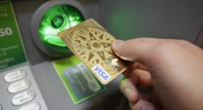 Имеют ли право судебные приставы арестовать деньги с детского пособия?